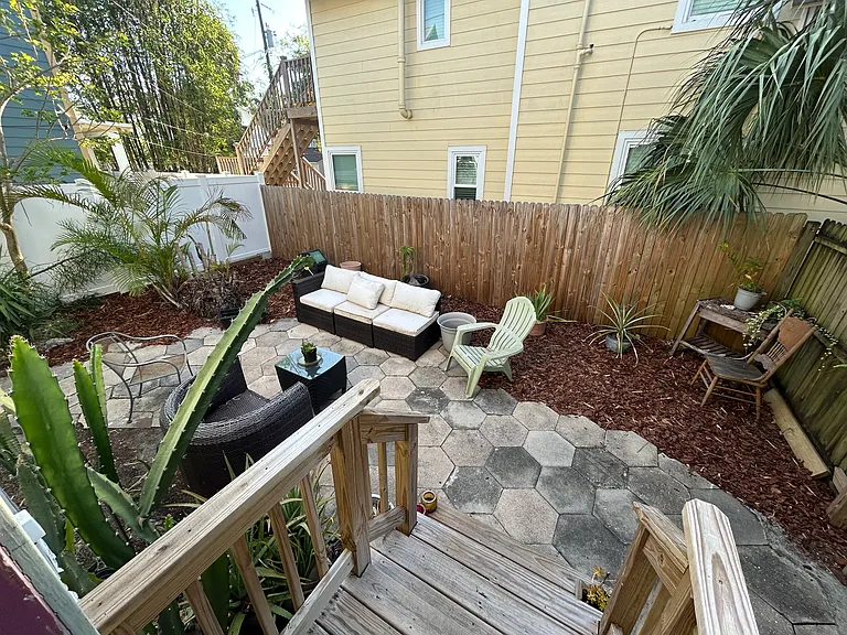 351 7th Ave N #2 — Photo 11