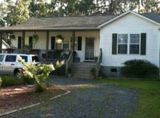 2539 Lumberton Rd, Southport, NC 28461