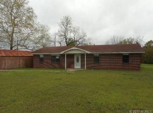 1907 E Main St, Stigler, OK 74462