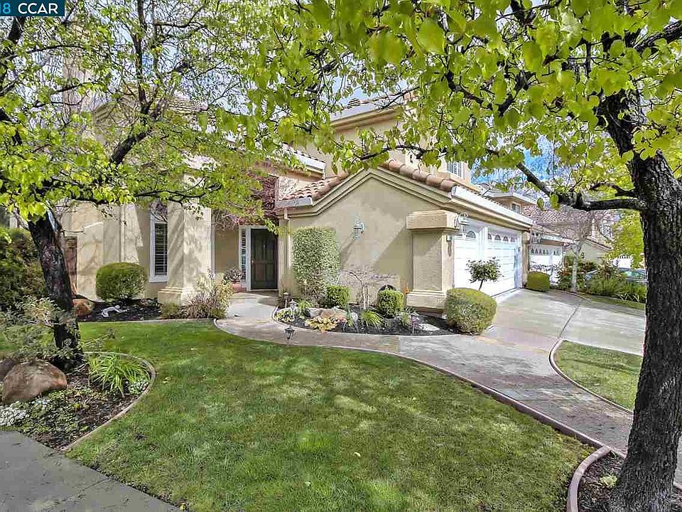 1st image of 139 Parkhaven Dr