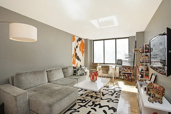 Rented by Corcoran | media 1