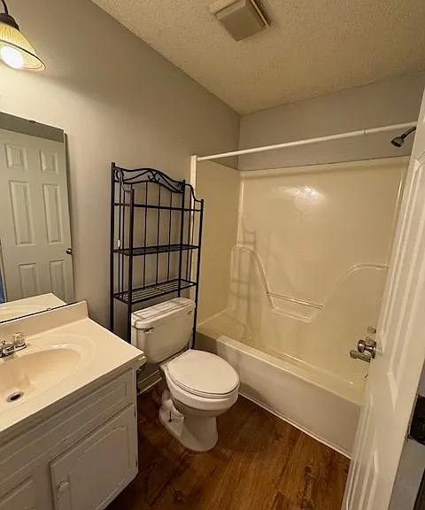 113 Willow Creek Rd — Photo 11