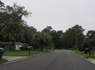 512 Red Oak Rd, Savannah, GA 31419