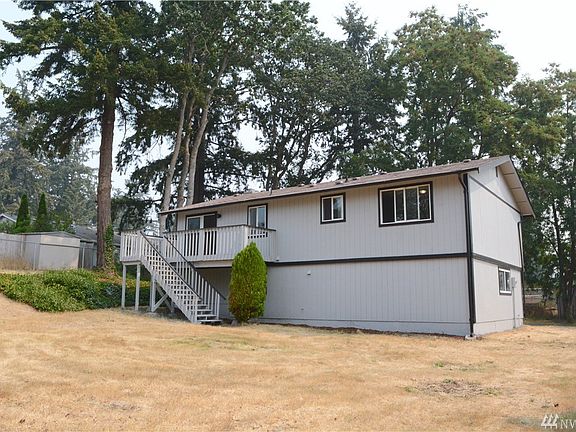 4th image of 817 139th St E