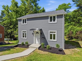 11834 Joan Dr, Pittsburgh, PA 15235
