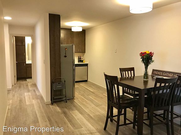 5th image of 2867 S Kinnickinnic Ave APT 310