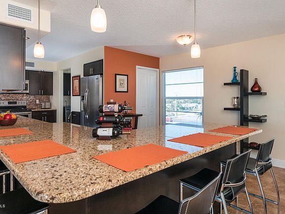 4th image of 4570 Ocean Beach Blvd #228