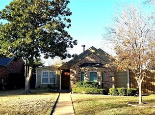 914 Mapleleaf Ln, Coppell, TX 75019