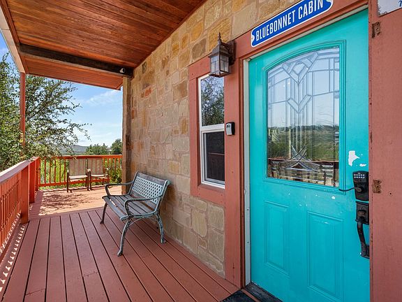 3rd image of 28525 Paradise Manor Dr