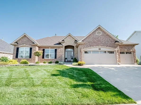 920 Sill Ridge Dr, Dardenne Prairie, MO 63368