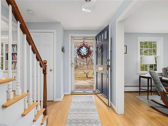 4th image of 8 Gladridge Dr