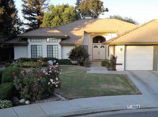 1904 Village Oak Ct, Bakersfield, CA 93311
