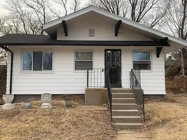 3719 Manola Ave, Saint Louis, MO 63121