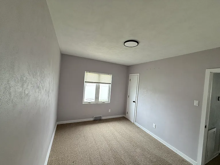 1830 Laubach Ave — Photo 9