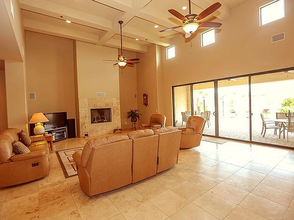 16 ft ceiling Great Room LR