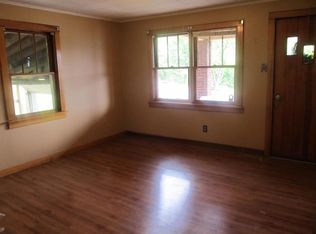 594 W 43rd St, Shadyside, OH 43947