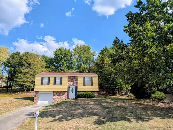 409 Farmington Rd, Cranberry Township, PA 16066