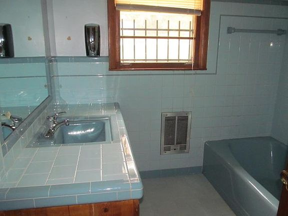5th image of 609 Pierpoint Dr