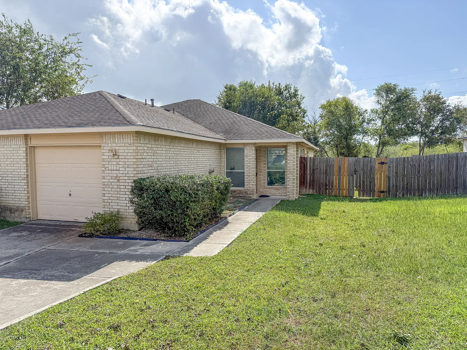 113 Long Lane - 1 — Photo 2