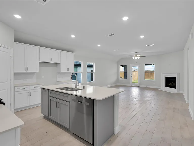 1209 Monestero Ln — Photo 7