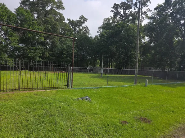 27455 Saddle Rock Ln, New Caney, TX 77357