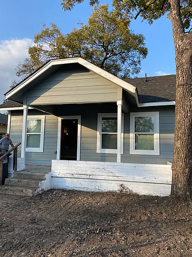 139 E Baylor Photo 1 139 E Baylor Photo 1