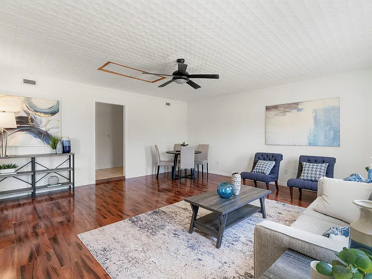 13004 Esplanade St — Photo 7