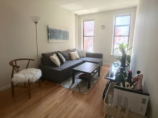 Rented by Sovereign Associates | media 8