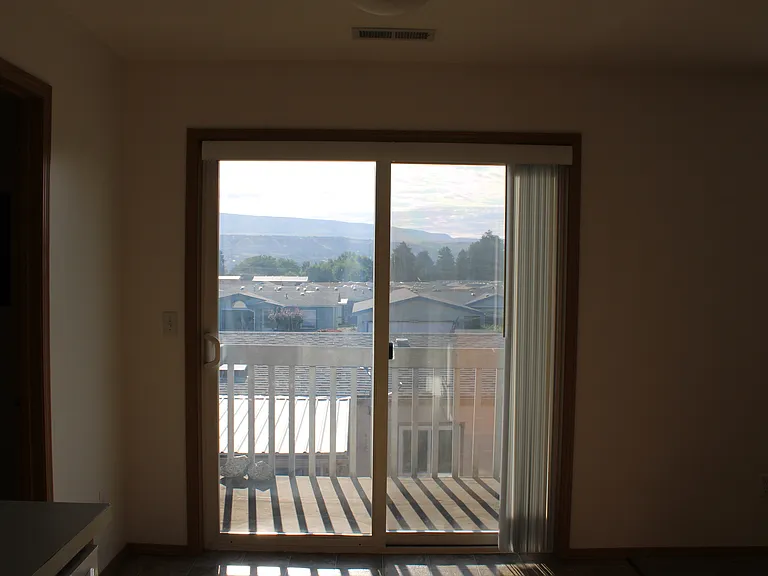 1315 N Western Ave #204 — Photo 11