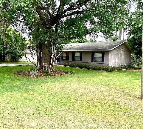 3rd image of 51 Pecan Dr
