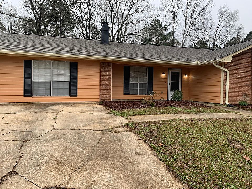 1st image of 124 Thousand Oaks Cir
