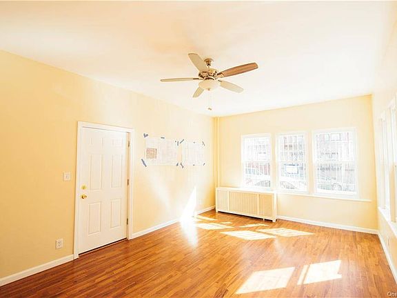 5th image of 1443 Beach Ave APT 1