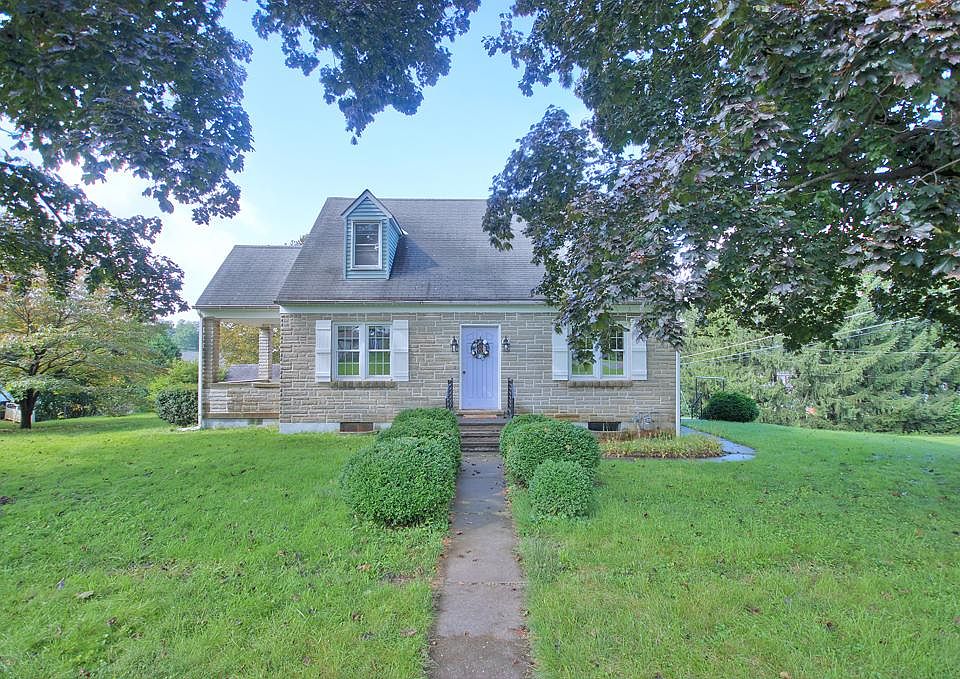 1st image of 2073 11th St