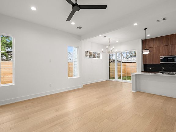 4th image of 601 Vermont Rd #2