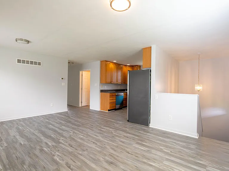 3908 Love Ave — Photo 5