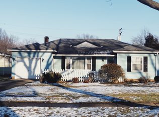 6763 Oakwood Rd, Parma Heights, OH 44130