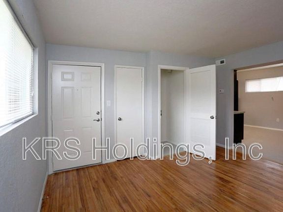 3rd image of 4128 Newsome Dr