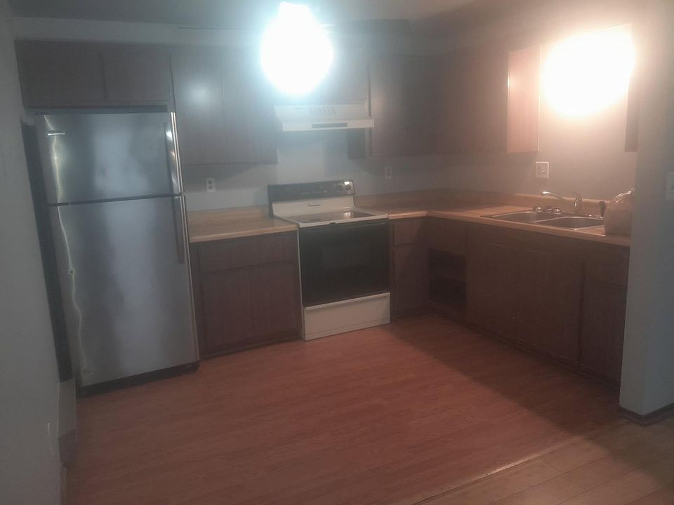 1st image of 3918 Mishicot Rd #101