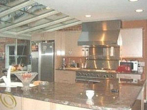 4th image of 28402 Herndonwood Dr
