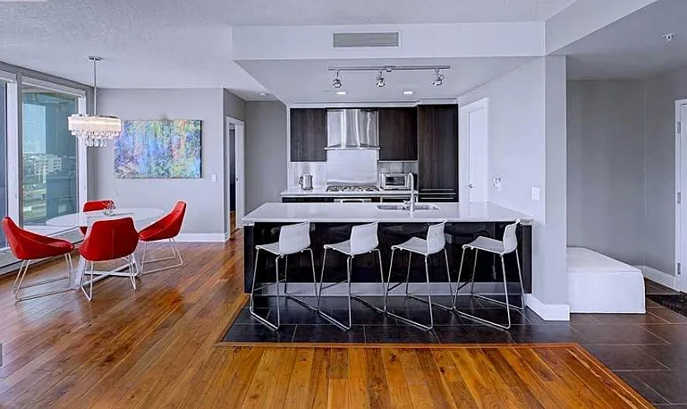 433 11th Ave SE #1006 — Photo 23