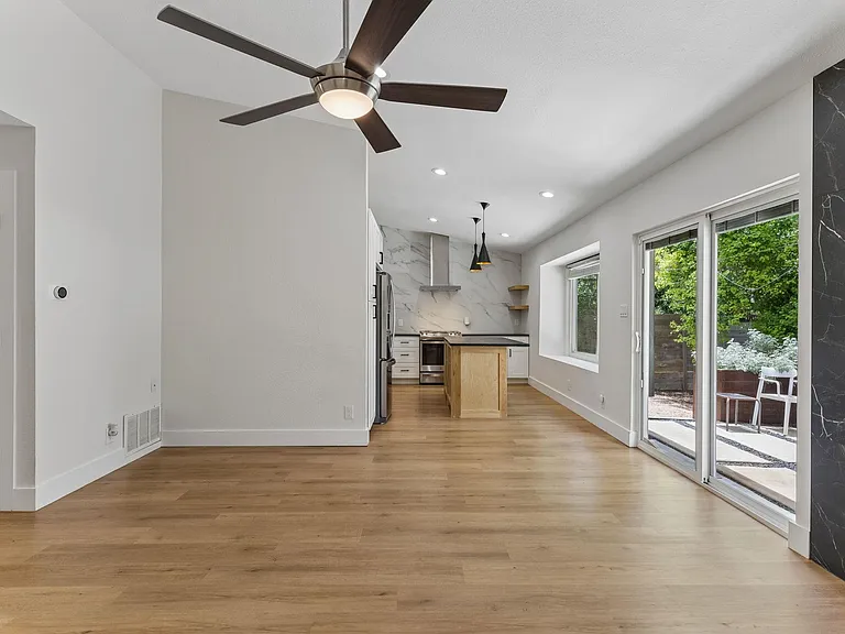 6312 Clubway Ln — Photo 2
