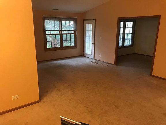 2nd image of 216 Stoneybrook Ln #2D