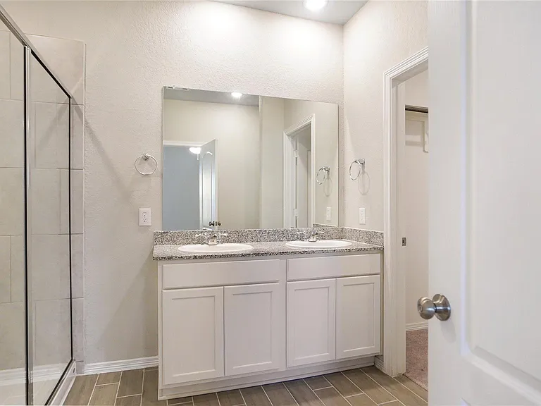 25463 Northpark Lake Dr — Photo 11