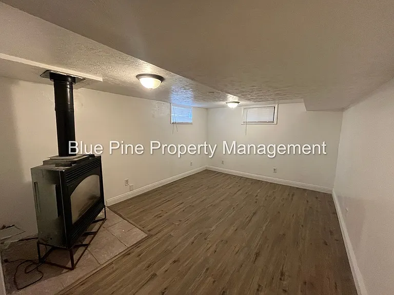 743 May St — Photo 22