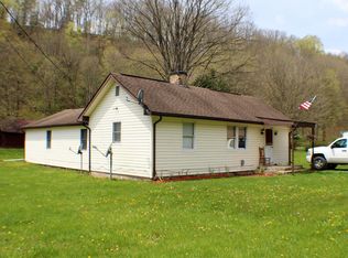 14505 Seneca Trl, Buckeye, WV 24924