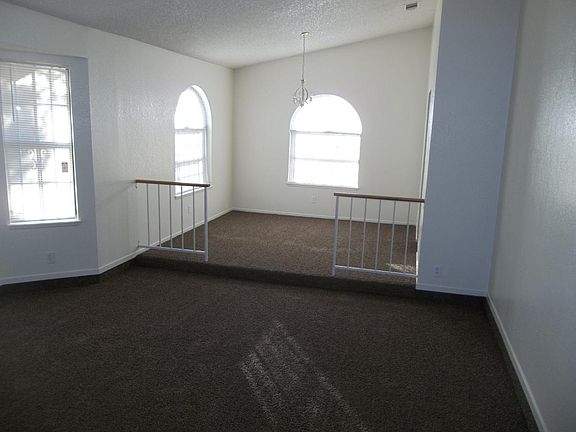 4th image of 6108 Wadsworth Ct