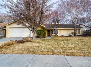 2341 Choctaw Dr, Bishop, CA 93514