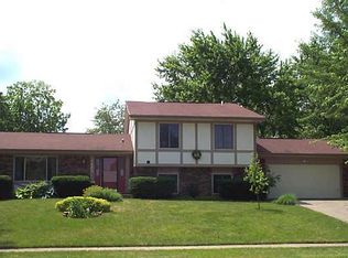 7625 N Dartmouth Rd, Indianapolis, IN 46260