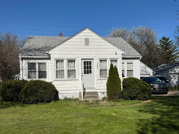 4126 5th St, Newport, MI 48166