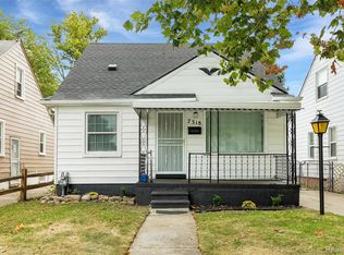 7318 Clayburn St, Detroit, MI 48228